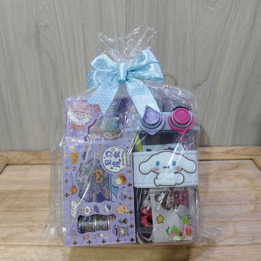 

HAMPERS NATAL PREMIUM / HAMPER ULANG TAHUN VIRAL HM05