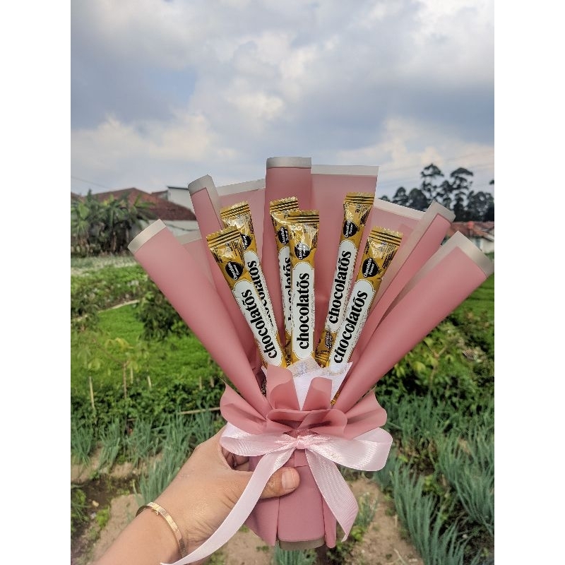 

buket Snack chocolatos mini isi 6/ buket wisuda