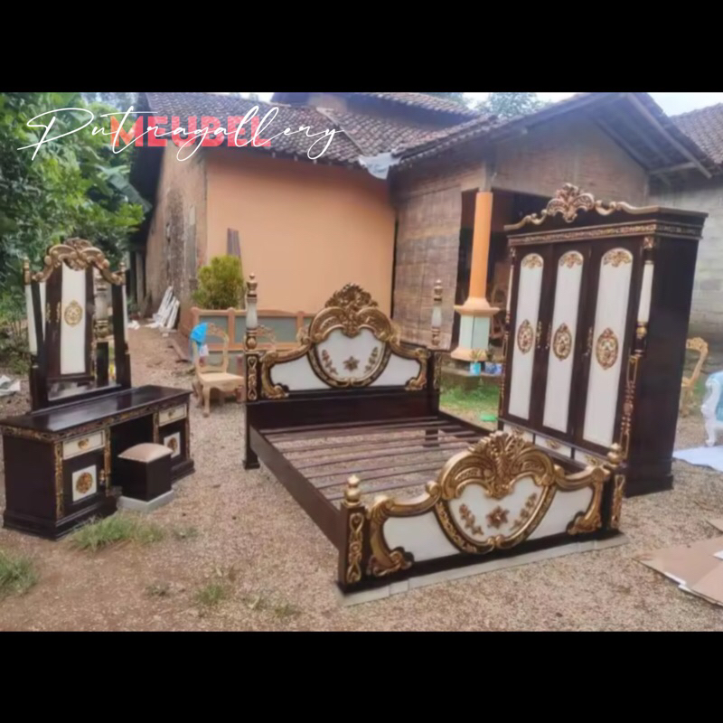 Set Kamar Tidur Cinta Ukir Kayu Jati Jepara Finishing Warna Natural Kombinasi Motif Marmer PGM-006