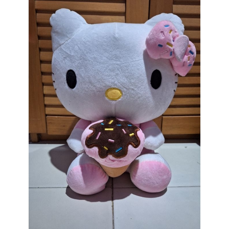 boneka hello kitty pink