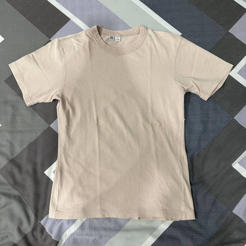 Uniqlo U Basic Tee Kaos Krem