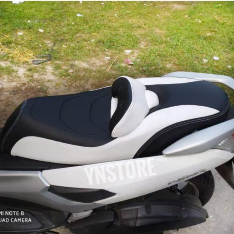 Sarung Jok Nmax Variasi Hitam Putih