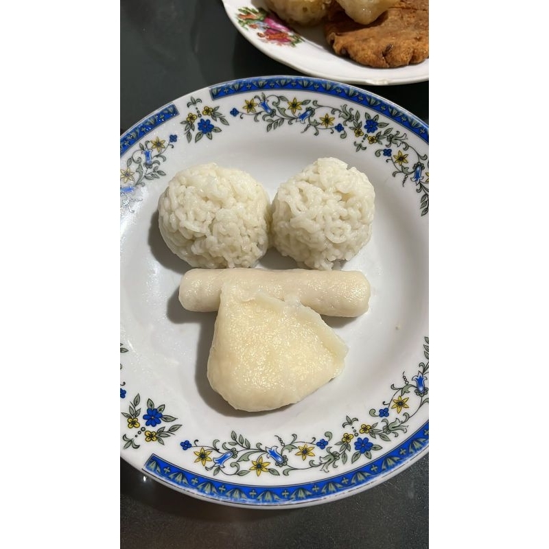 

Pempek Rebus