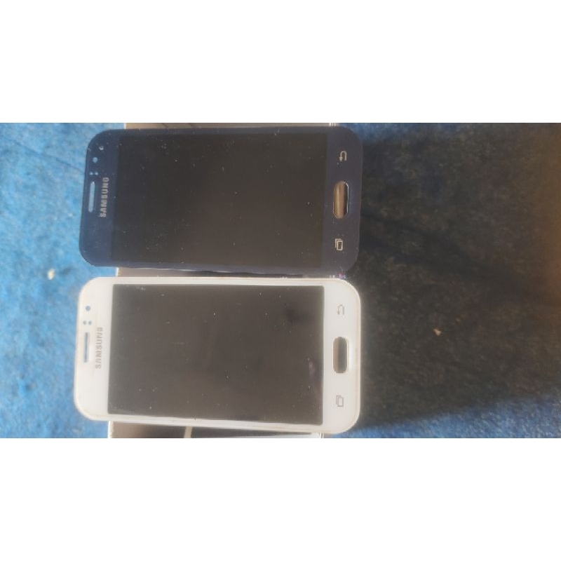 LCD Bekas Samsung J111f /J1 Ace