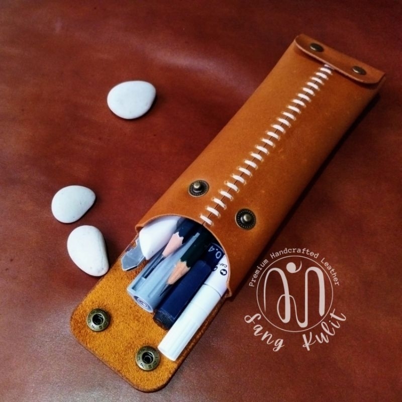 

Pencil Case Snap Kulit Sapi Asli Premium | Dompet Wadah Pulpen Tempat Pensil Kancing Minimalis