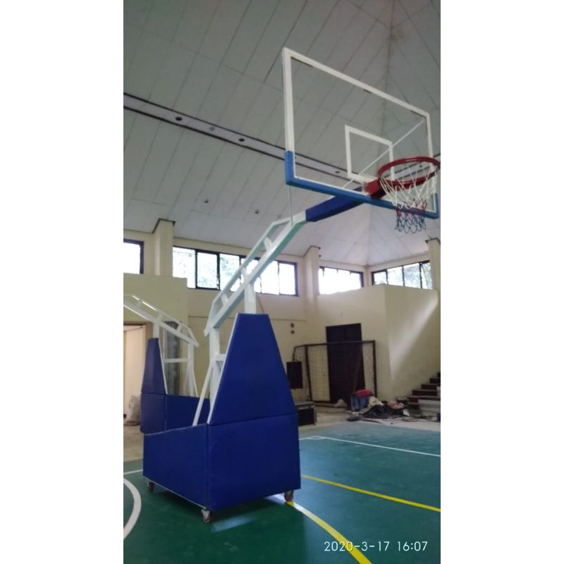 TIANG BASKET PORTABLE