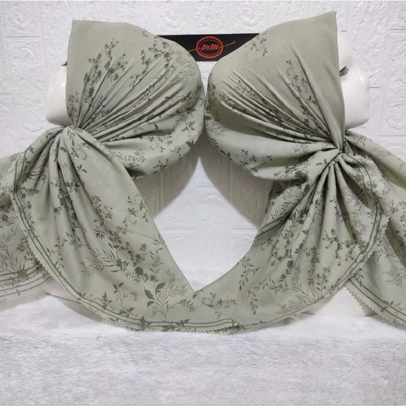 Hijab Segi Empat Voal Motif Folures Warna HijauMint Kerudung Jilbab Murah Terbaru