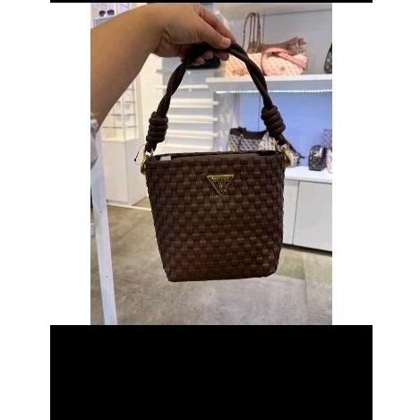 tas guess Lisbet bucket sale 50%