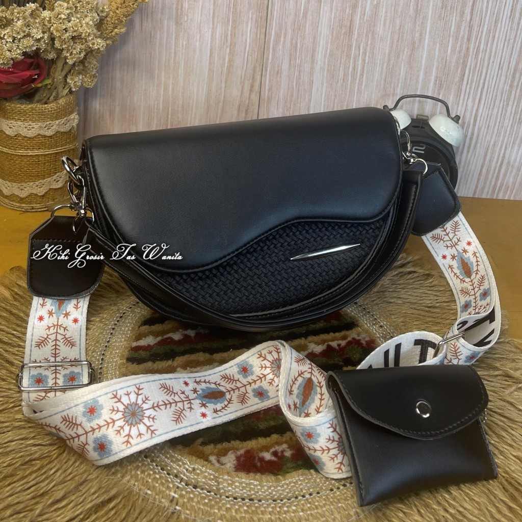 TAS SELEMPANG WANITA HALFMOON 2 TALI FREE DOMPET LISBAN PREMIUM