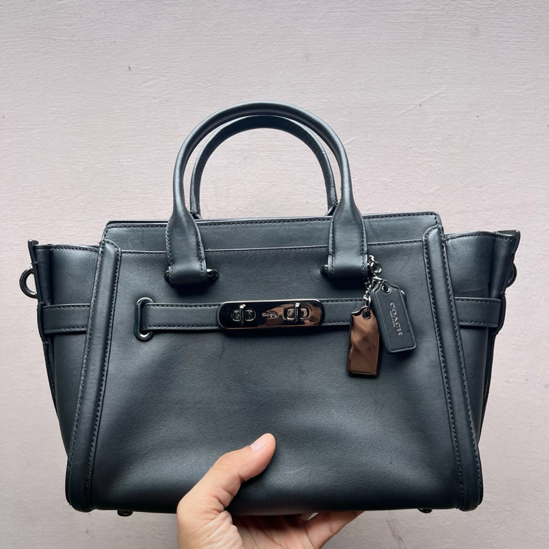 Tas Coach Swagger Hitam Preloved