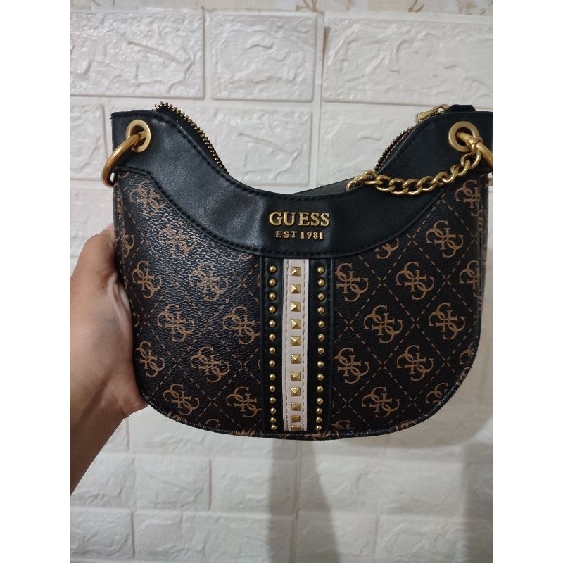Preloved Guess Kasinta Mini Hobo Black Monogram Original