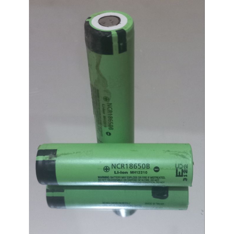 Baterai 18650 kapasitas  3000mah  original copotan laptop