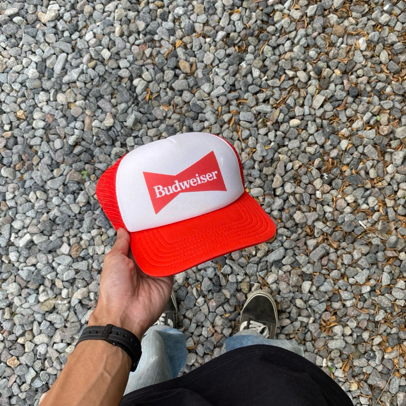 VINTAGE TRUCKER HAT - BUDWEISER