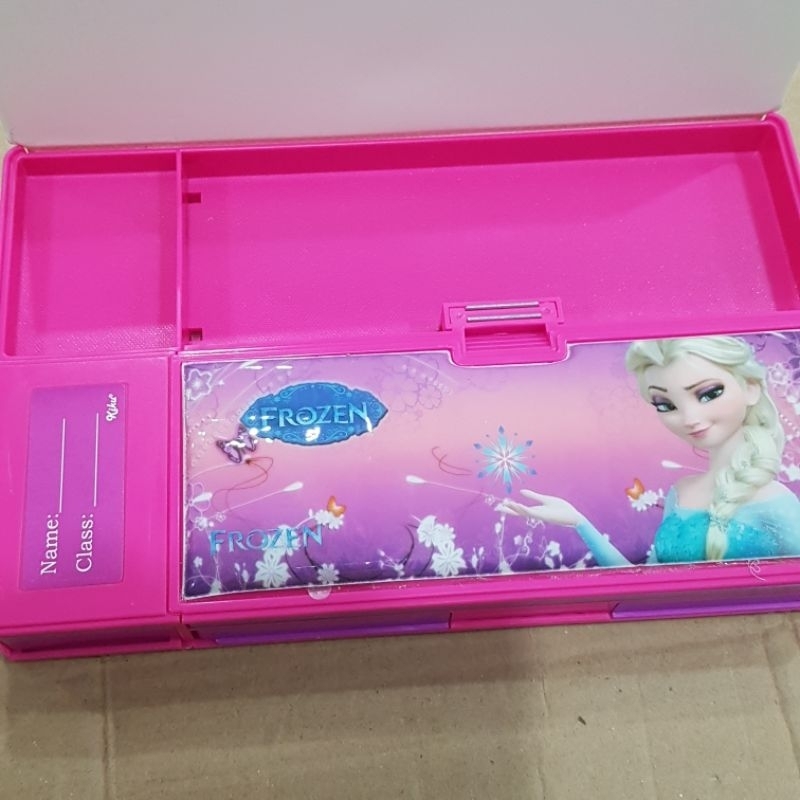 

Jual Produk Tempat Pensil Magnet Jumbo + Isi Pensil Frozen Pink/Ungu KJ-848 ''