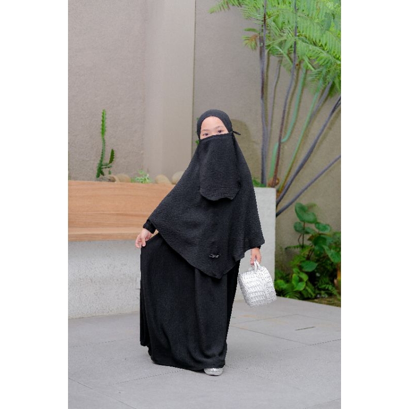 Gamis anak perempuan syar'i JIHAN SET by salvina kids plus cadar