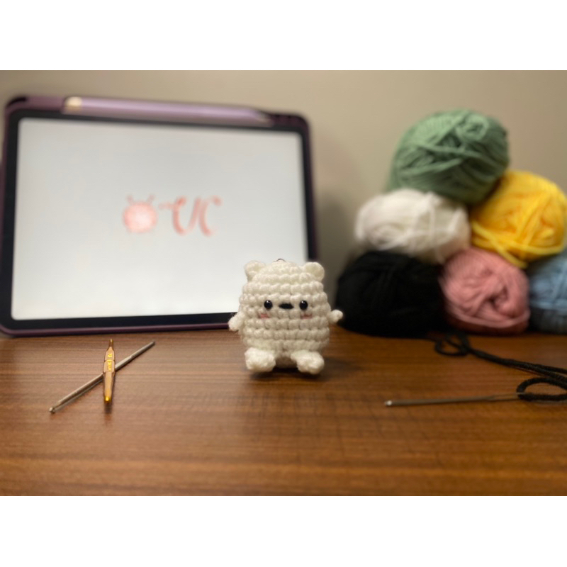 Gantungan kunci rajut beruang kutub / Ice bear / Crochet keychain ice bear