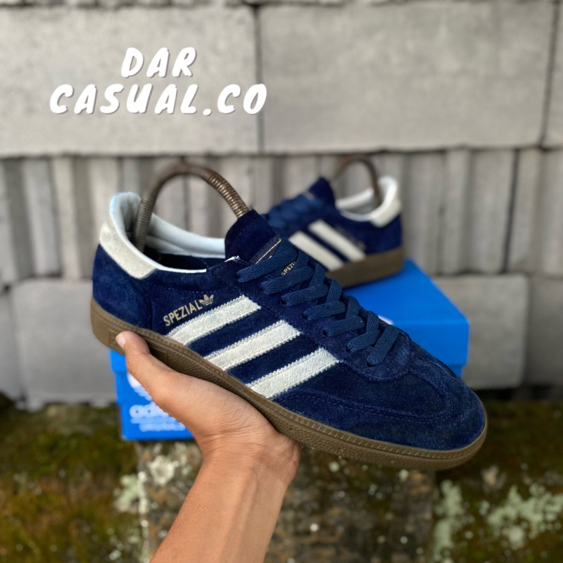 Adidas Spezial MI