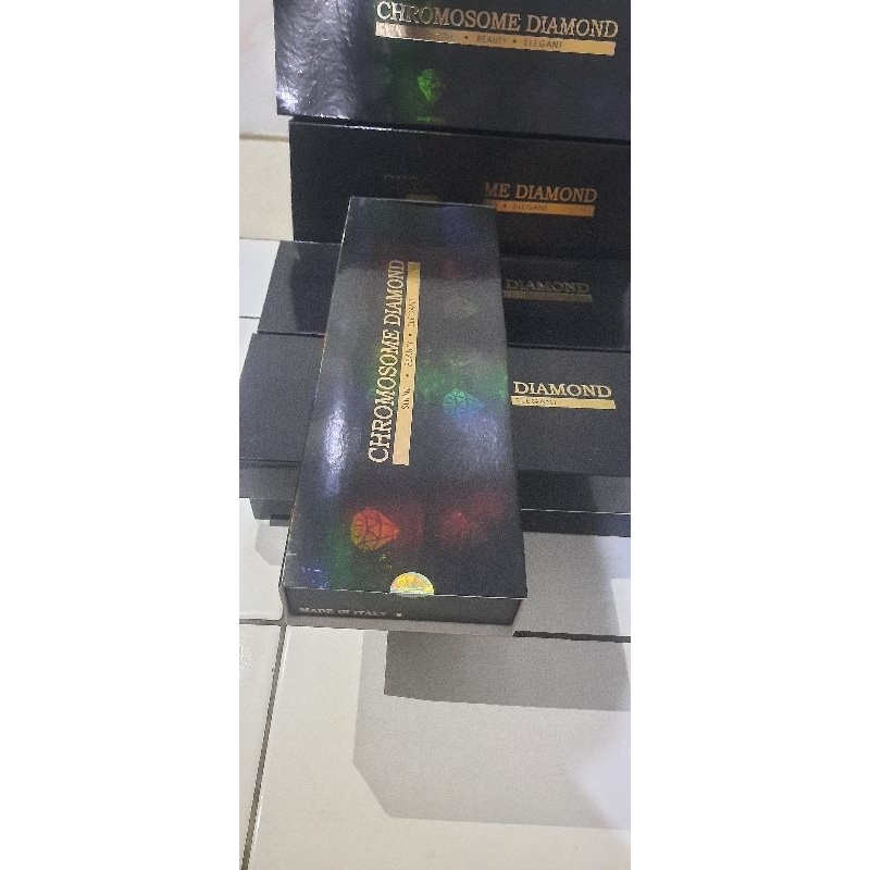 chromosome diamond//chromosome hologram