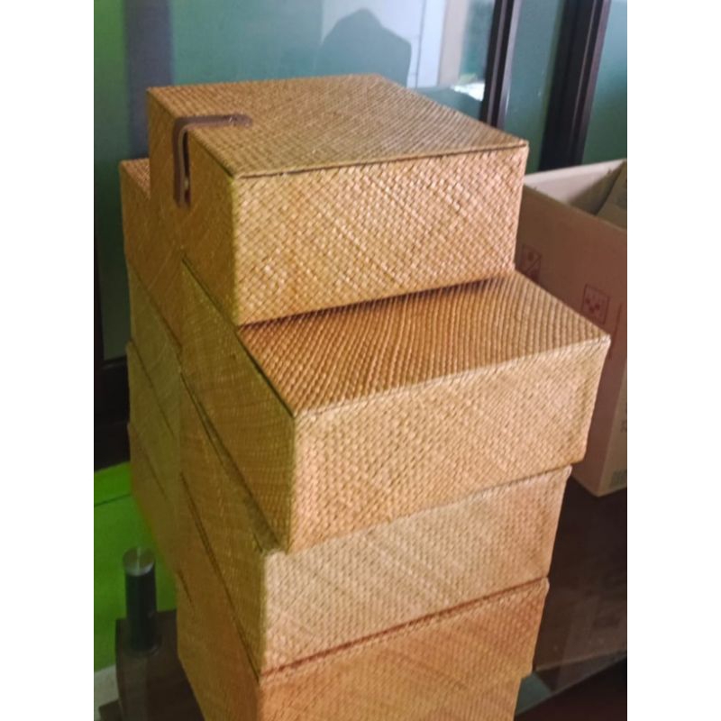 

Box Pandan ukuran 33x24x12 cm