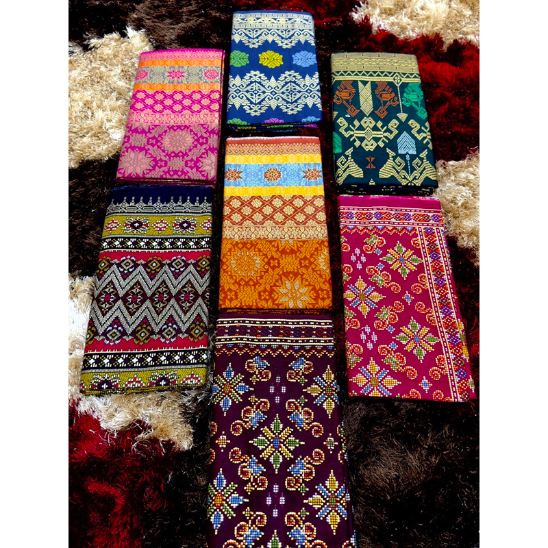 Sarung Batik Songketan / Sarung Wanita Serbaguna