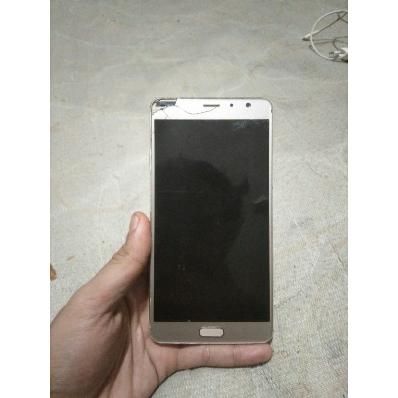 Xiaomi Redmi Pro Dual Camera Ram 3/64 Minus LCD