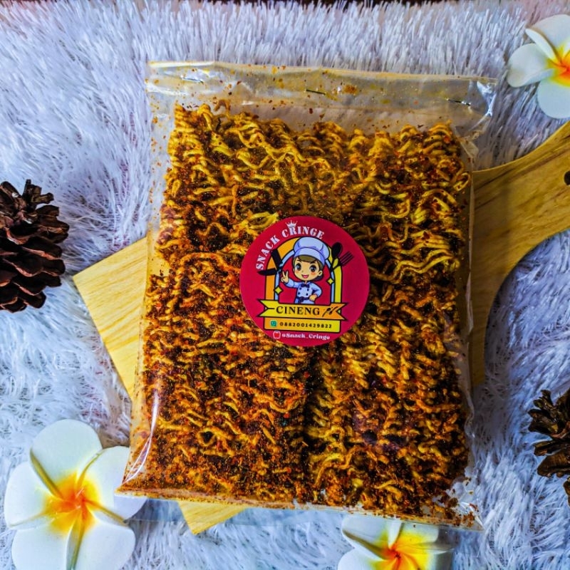 

Mie keriting/Mie pedas daun jeruk/100gr/Snack Cringe Viral