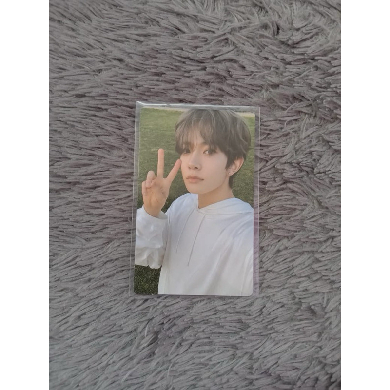 HEESEUNG HOODIE DARK BLOOD