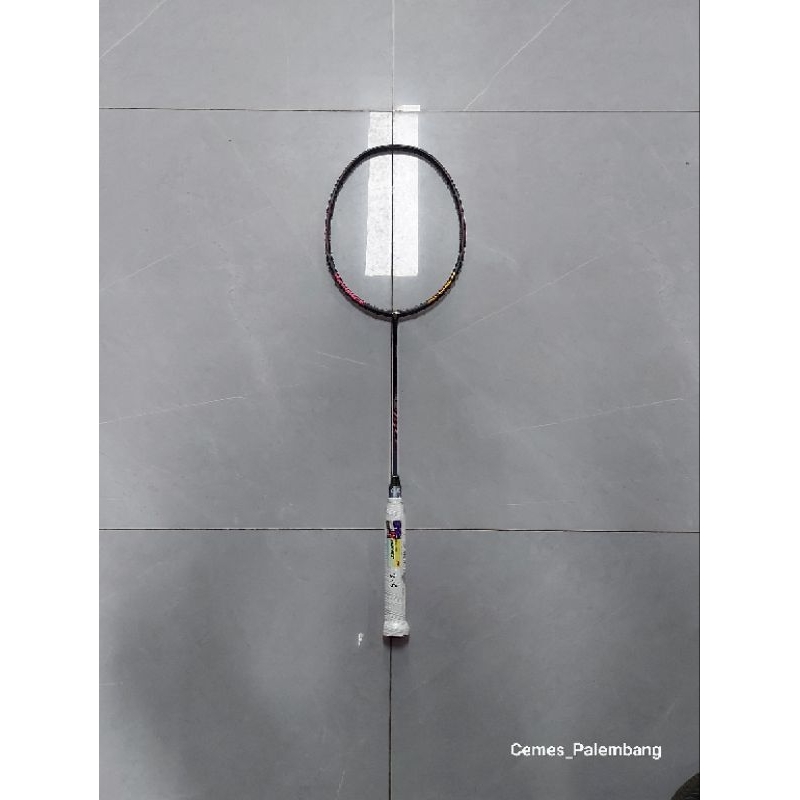 Raket Badminton Lining Axforce 80