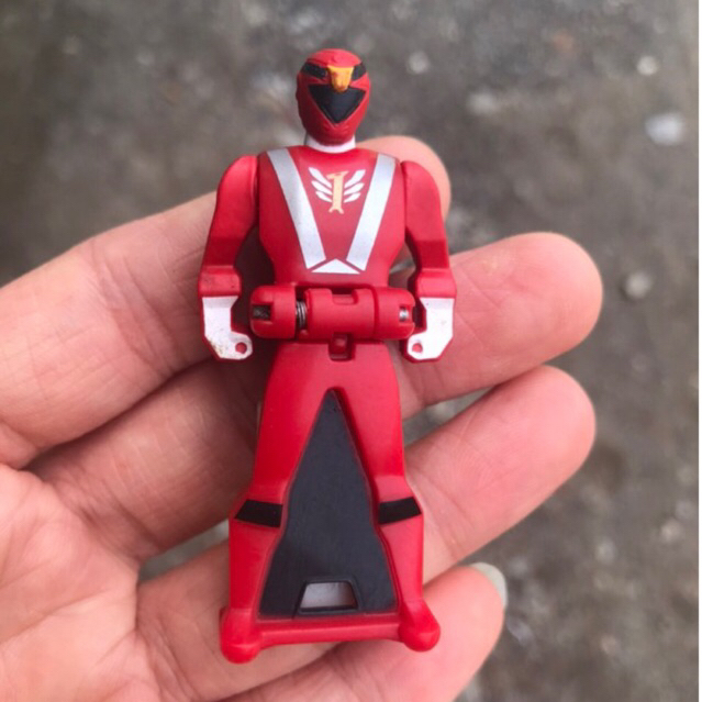 POWER RANGER MERAH KEY RED FIGURE