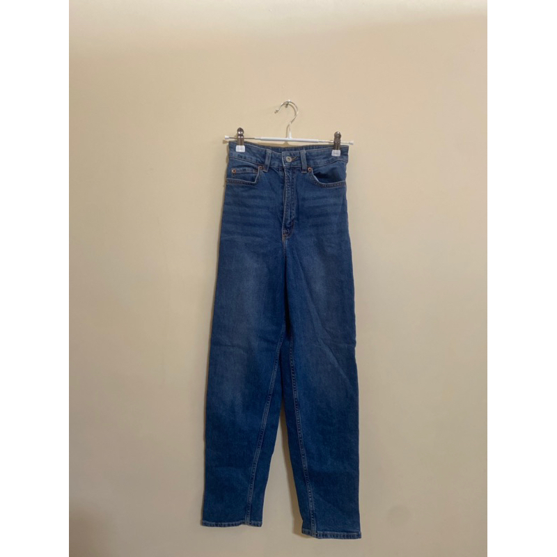 PRELOVED CELANA JEANS HNM ORIGINAL STORE HIGHWAIST MOM LOOSE FIT HIGH ANKLE SIZE 32