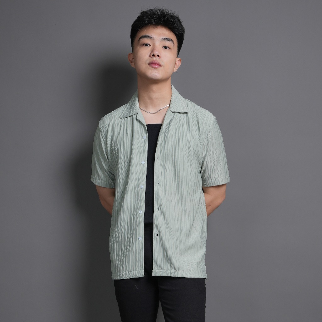 Kemeja Pria Lengan Pendek Knit Garis Garis Polos Cream Hijau Sage Green Hijau Muda