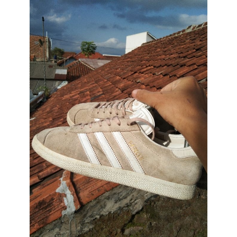 Adidas Gazelle II second