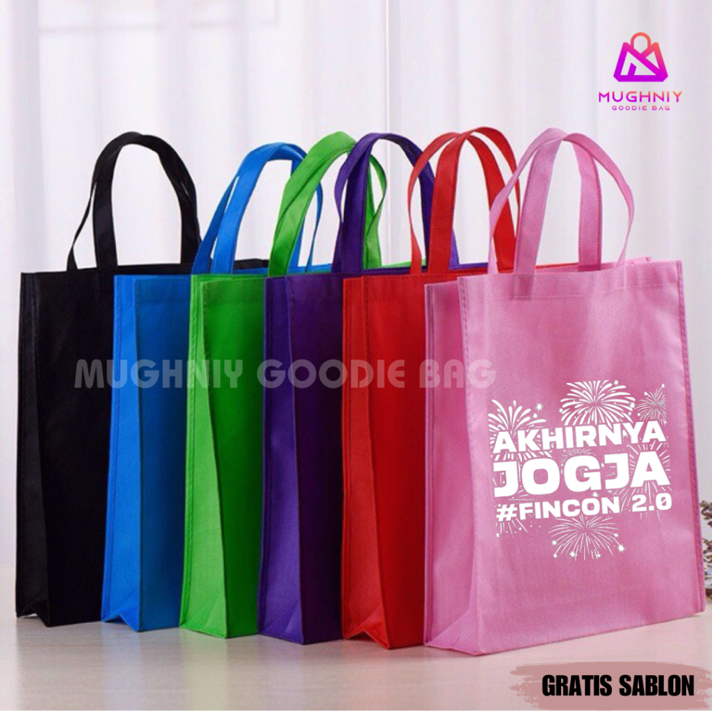 

Tas Spunbond Goodie Bag Jahit Custom Tote Bag Cetak sablon desain