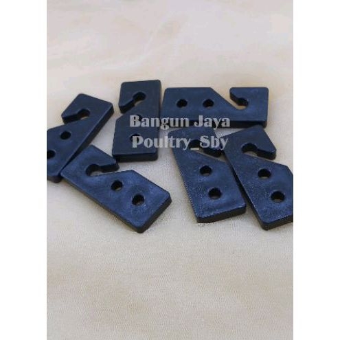ADJUSTER PLATE / PENGIKAT TALI PAKAN / ADJUSTER HITAM / ALAT TERNAK