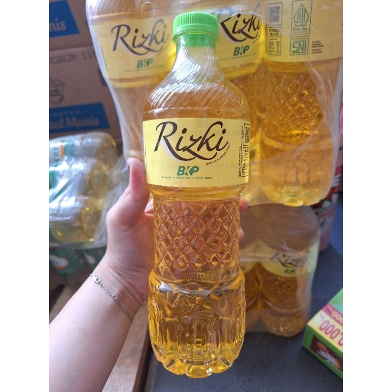 

Minyak Goreng Rizki BKP 850ml (1botol)