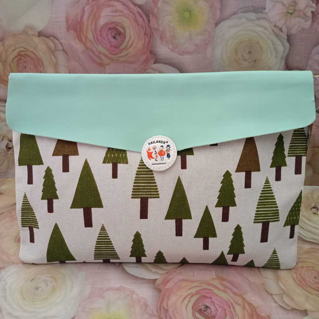 

Dompet Map Besar dengan resleting