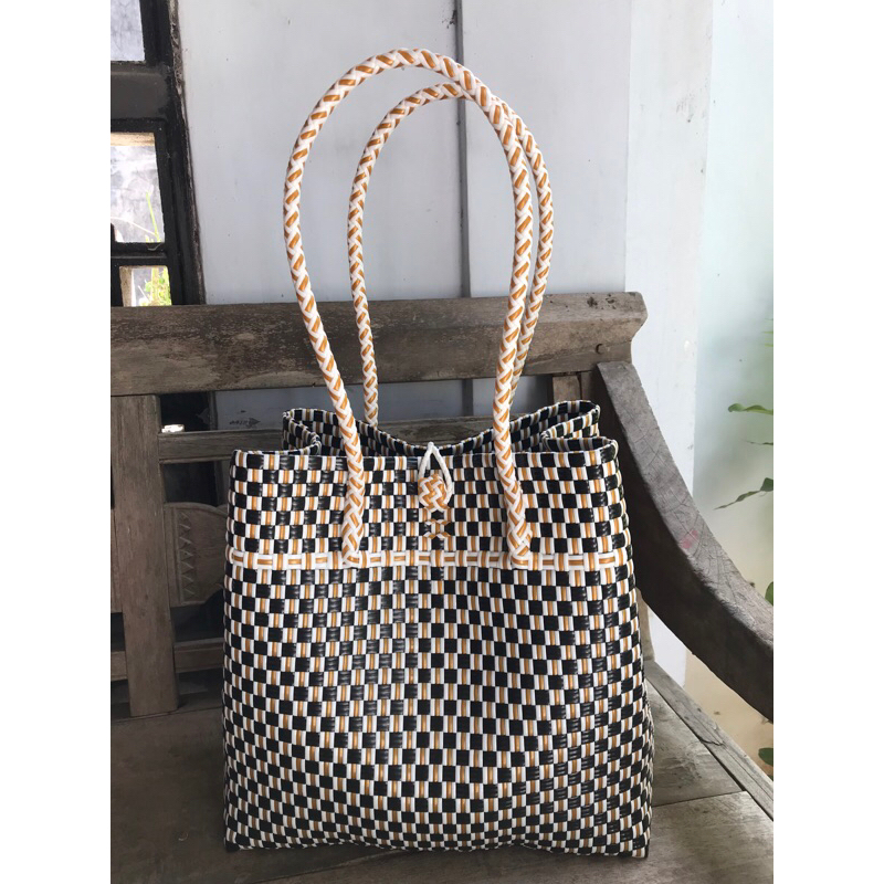 Tas Anyaman Plastik L normal /Tas Anyaman Serbaguna/Tas Totebag wanita/Tas wanita kekinian