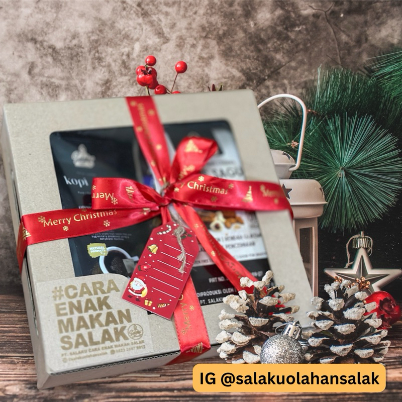 

Paket Natal SALAKU isi Kukis Sagu Salak dan Kopi Salak