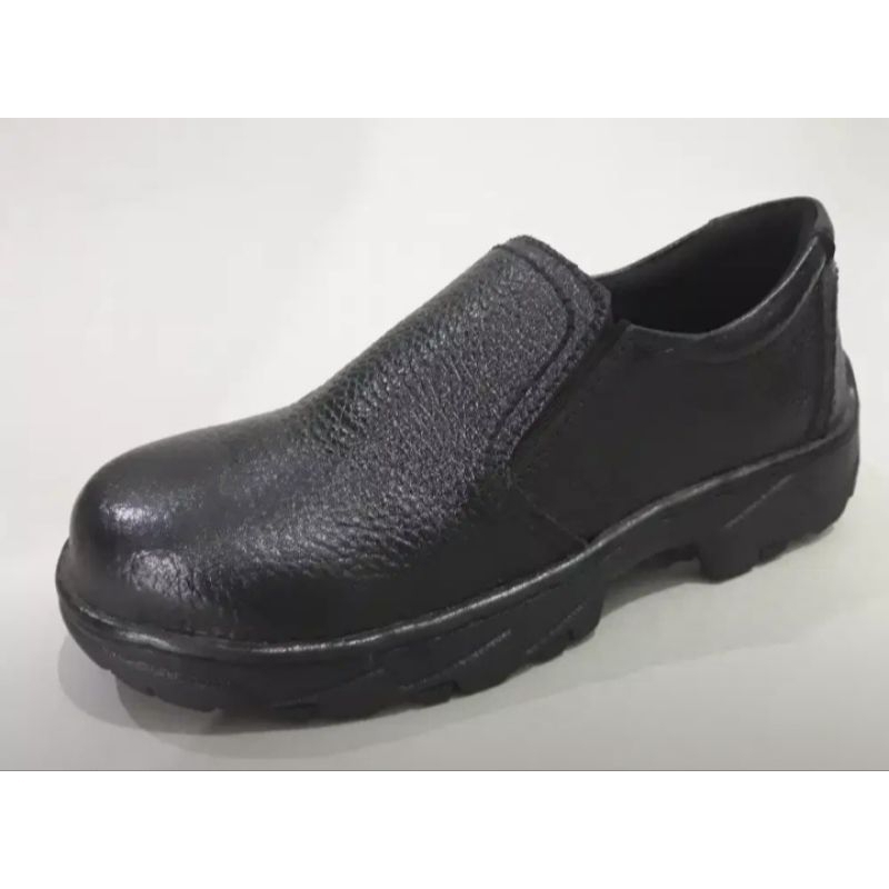 Sepatu kulit safety Slip On kode CP3