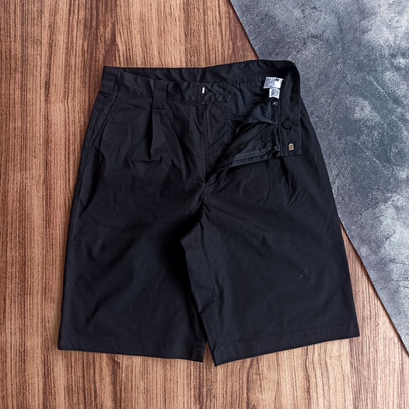 Gu Shibuya by Uniqlo Shortpant