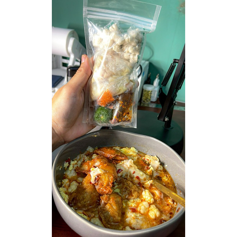 

Pangsit ayam super pedas