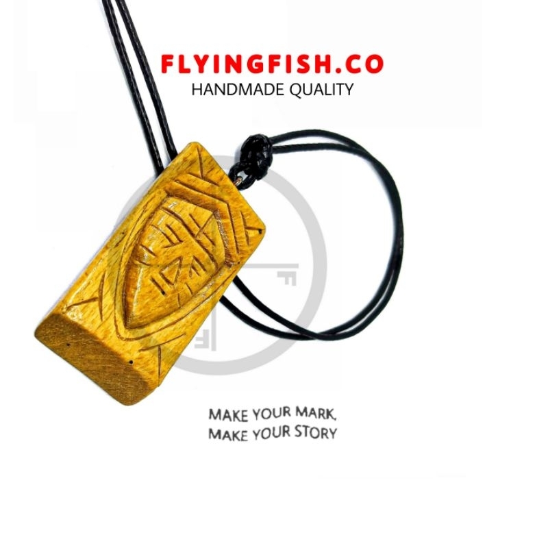 kalung kayu ukir manual totem