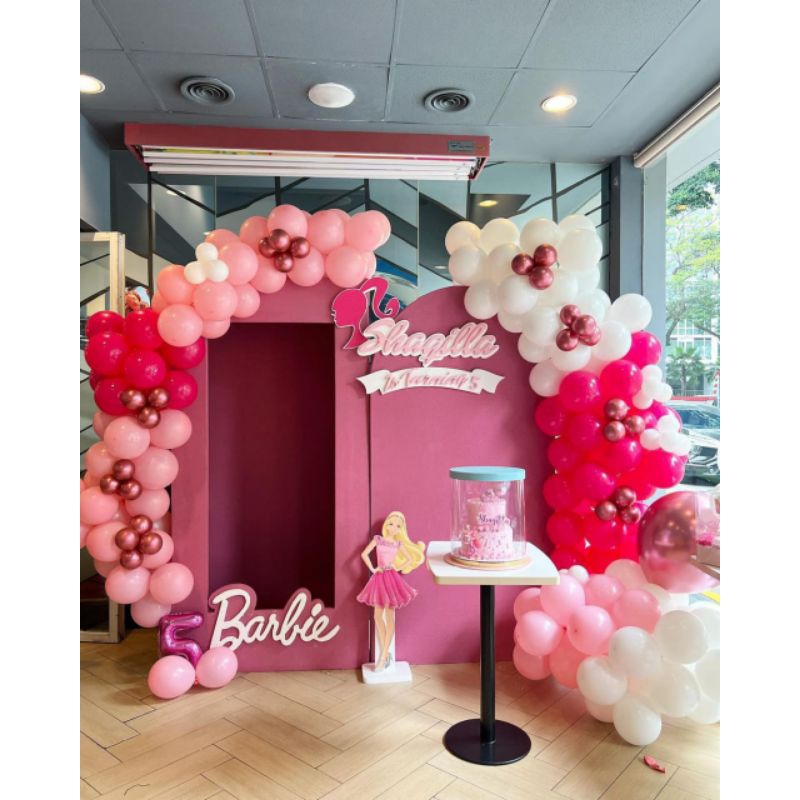 BACKDROP STYROFOAM MOTIF BARBIE UNTUK PESTA ULANG TAHUN