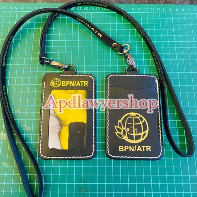 

Name Tag ID Card Tali Kulit BPN/ATR BPN Dompet Kartu Tali Kulit BPN PREMIUM ATR PROMO TERMURAH