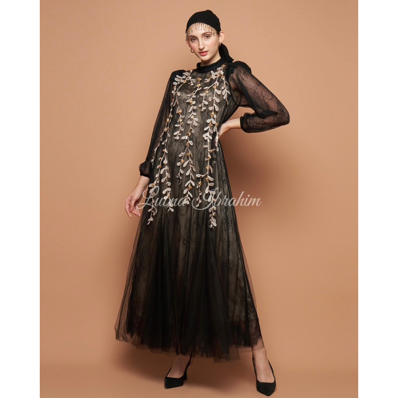 sahara dress, Lubna Ibrahim noir collection