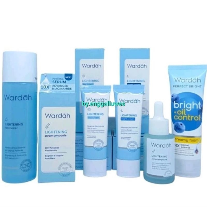 PAKET WARDAH LIGHTENING KULIT CERAH COMBO FREE PERFECT BRIGHT CREAMY FOAM 60ML