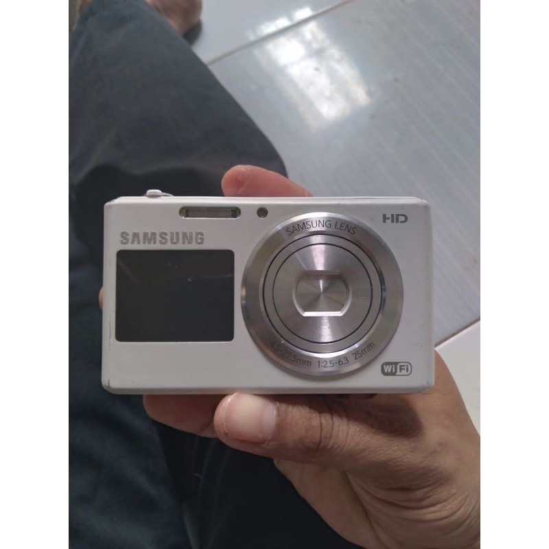 Kamera Digital Samsung DV150F