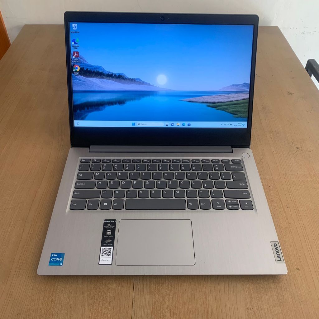 Laptop Lenovo Ideapad Slim i3 gen 11 Ram 8 GB SSD 256 GB Second Bekas