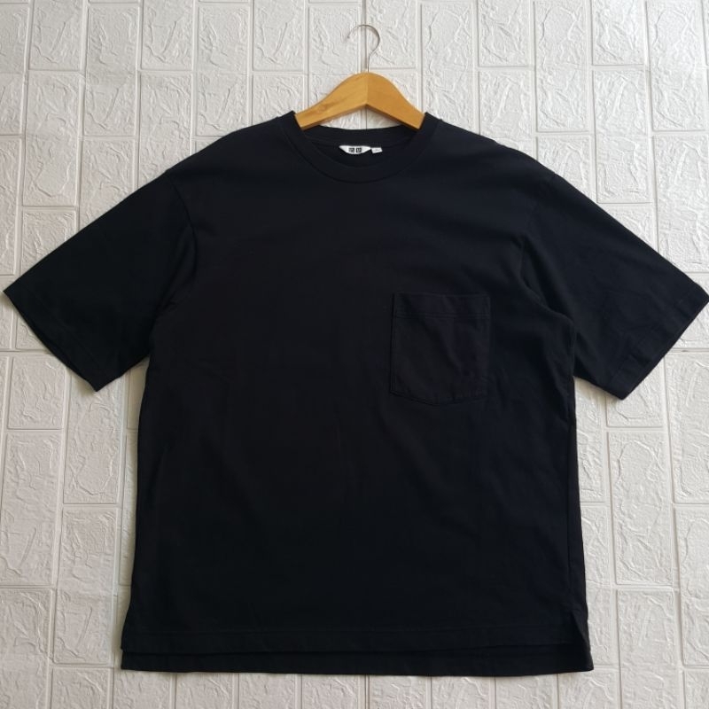 kaos uniqlo pocket