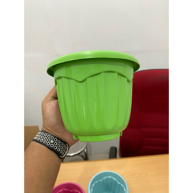 Pot Bunga Hijau 15 cm JD / Pot Bunga Mini / Pot Bunga Indor / Pot Bungan Kecil / Pot Bunga Serbaguna